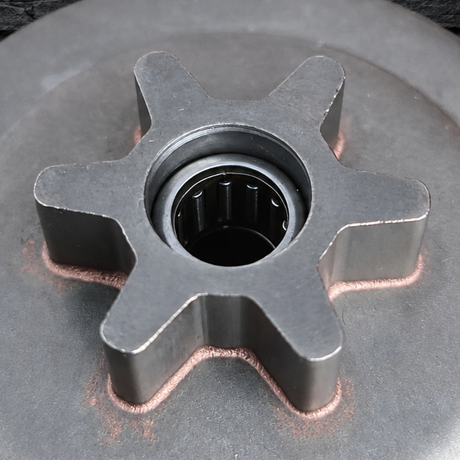Clutch Drum 3/8" 6T with Bearing for Oleo-Mac GS35 – 50240214R - Image 4