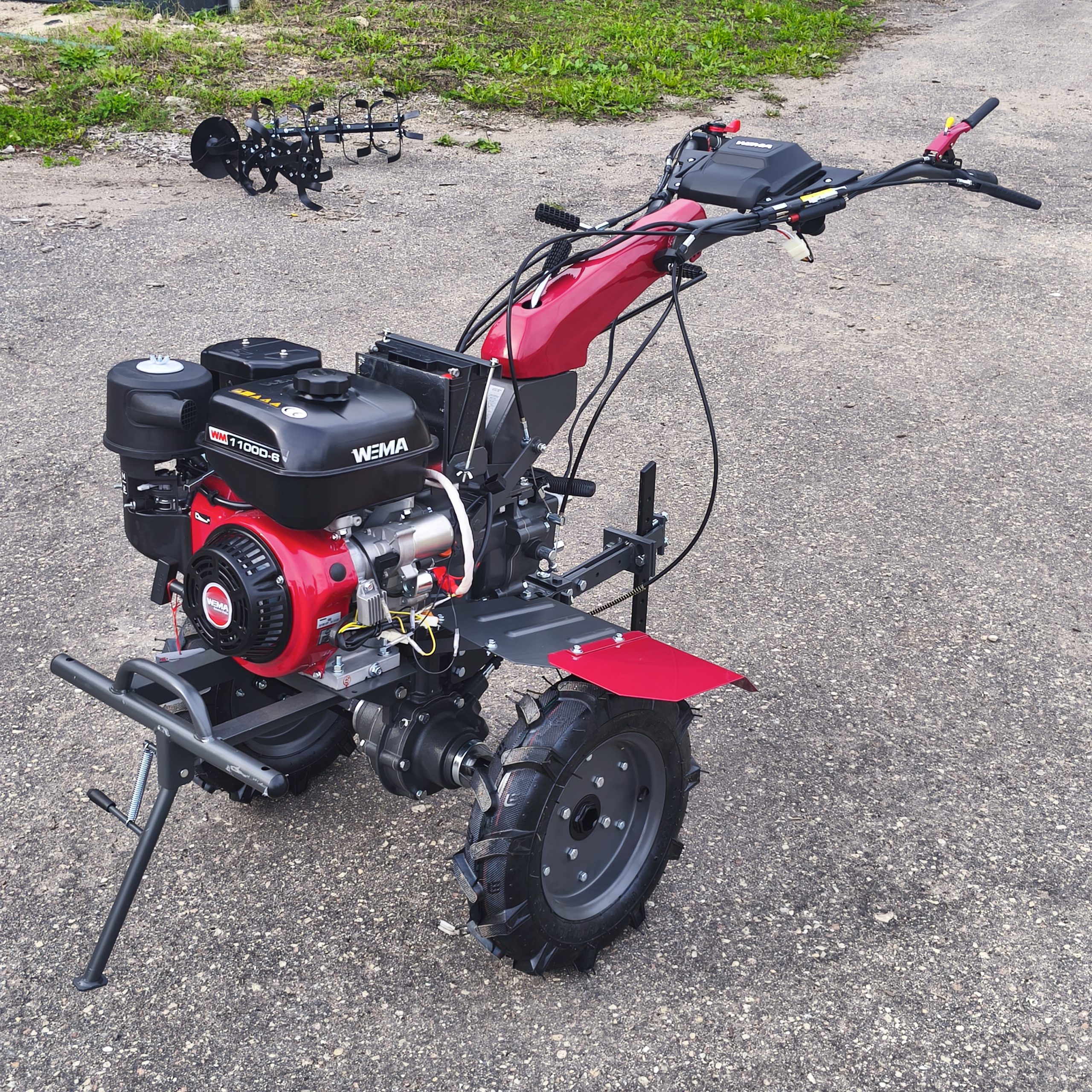 WEIMA WM1100DE-6 9 hp Petrol Tiller – 4+2 Gears, Electric Start & Differential Steering - Image 3
