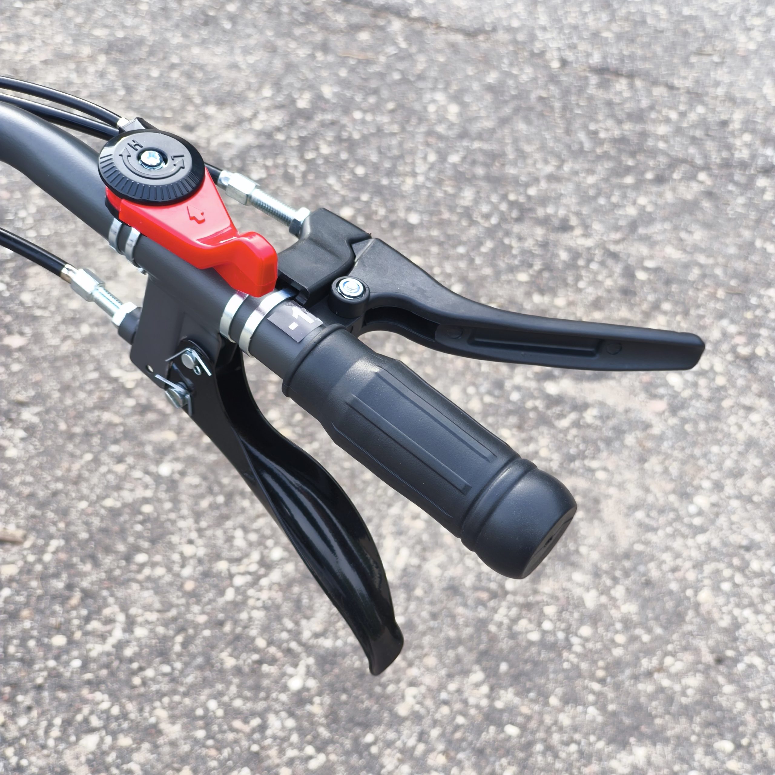 WEIMA WM1100DE-6 9 hp Petrol Tiller – 4+2 Gears, Electric Start & Differential Steering - Image 16